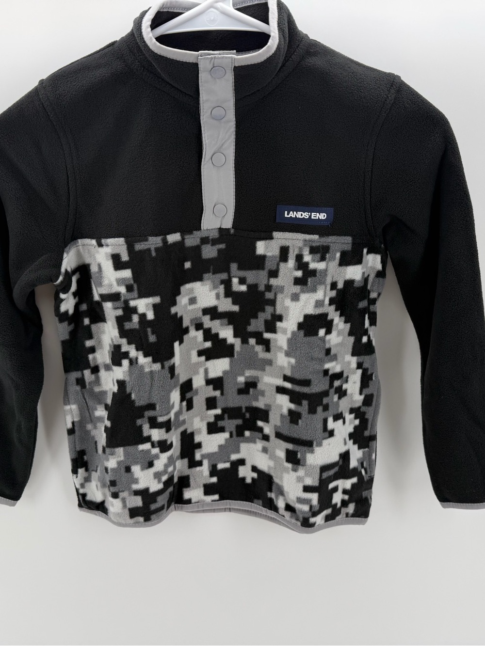 Lands' End Little Boys Black & Gray Digital Camo Fleece Pullover Size S (6-7)